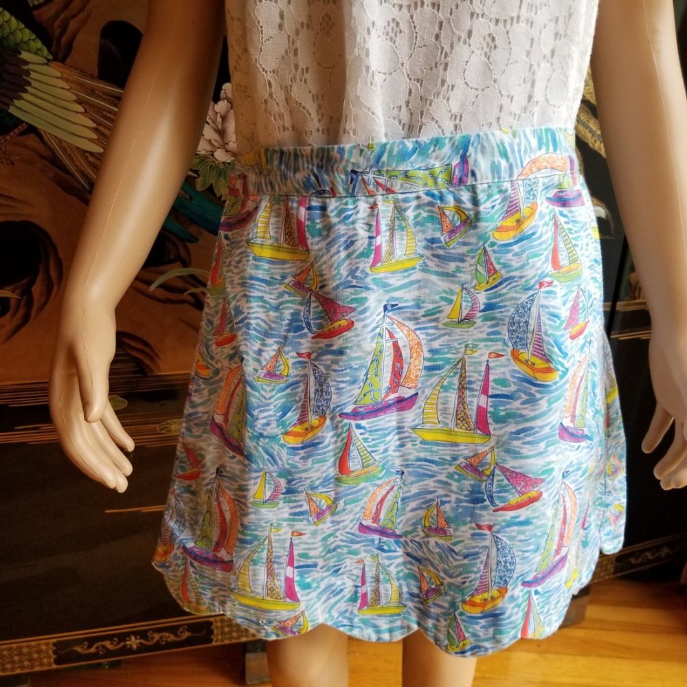 Size 10 Blue Sailboat Pattern Scalloped Hem Skirt